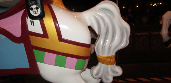 Secret de Disney : Assoyez-vous sur le cheval de Cendrillon à Magic Kingdom