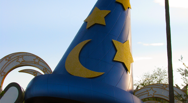 Le chapeau de sorcier de Mickey sera retiré à Disney&rsquo;s Hollywood Studios