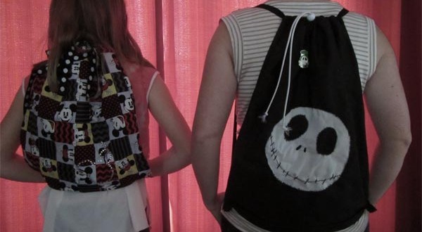 Où doit-on mettre notre sac à dos lorsque l’on fait un manège à Walt Disney World?