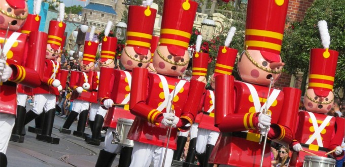 Galerie de photos de la parade de Noël de Magic Kingdom 2015