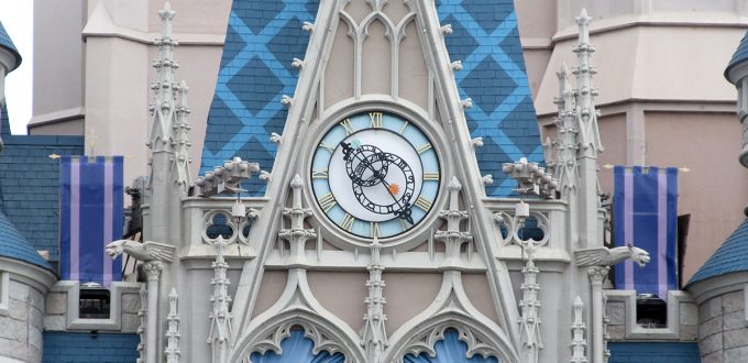 L’horloge du château de Cendrillon à Walt Disney World