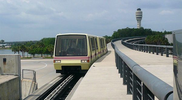 30 mai 2017 : Un homme avec une arme a été arrêté à l&rsquo;aéroport d&rsquo;Orlando