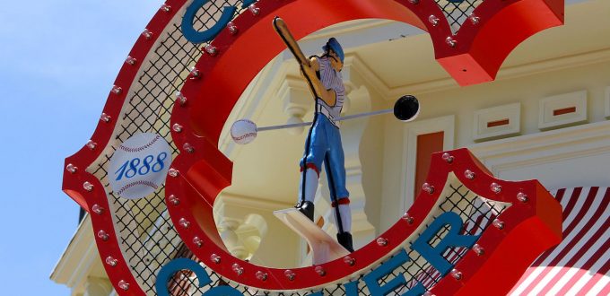 Le restaurant Casey&rsquo;s Corner sur la Main Street USA