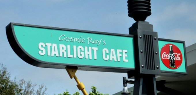 Le restaurant Cosmic Ray’s Starlight Cafe à Disneyworld