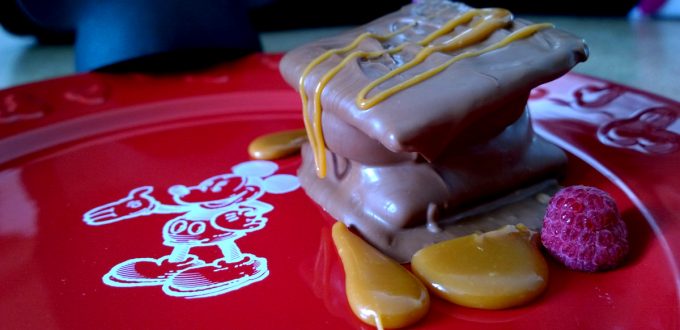 Recette de S&rsquo;mores au caramel et chocolat du pavillon de l&rsquo;Allemagne à Epcot