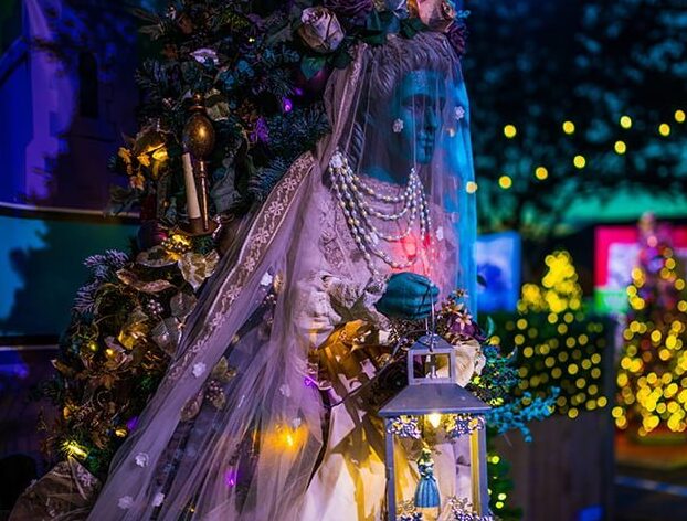 Inspirez-vous des sapins de Disney Springs pour créer le vôtre