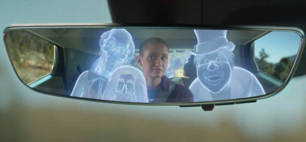 Les fantômes(Hitchhiking Ghosts)dans la nouvelle publicité pour la Chevrolet Bolt