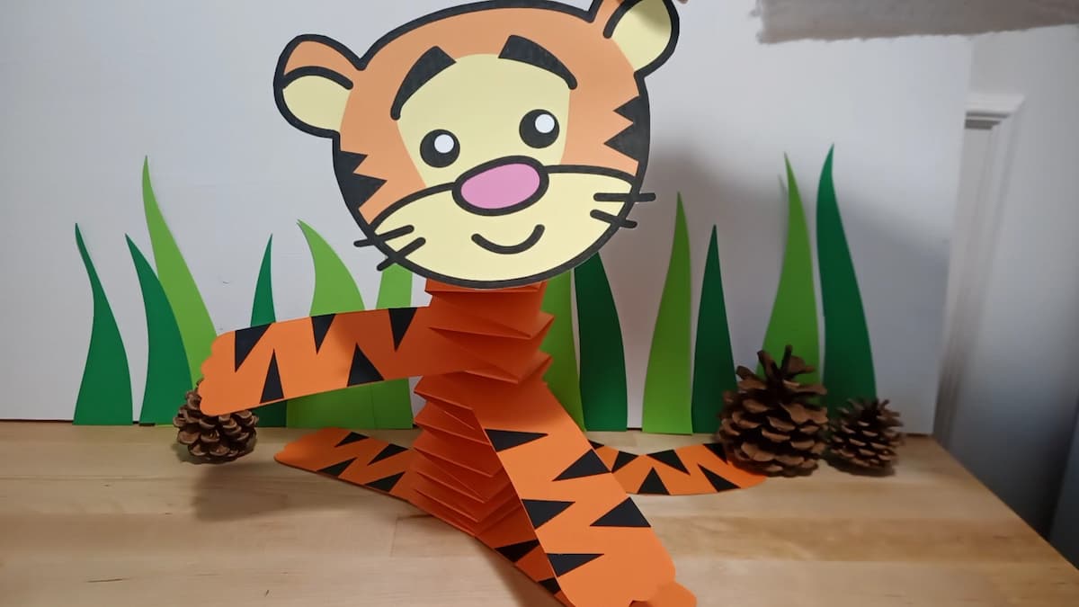 Fabriquez un Tigrou sur ressort en papier