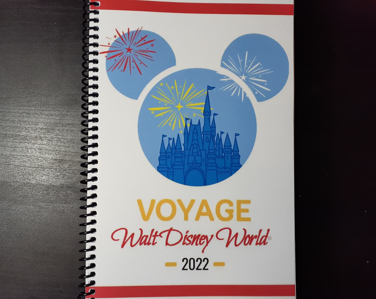 Planificateur/agenda de voyage pour Walt Disney World disponible au Canada et en Europe