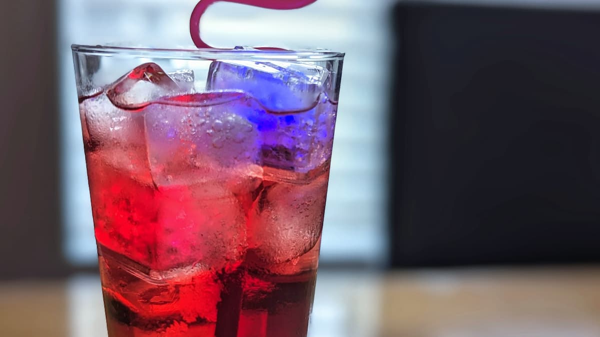 Recette du cocktail Monorail Purple de Walt Disney World