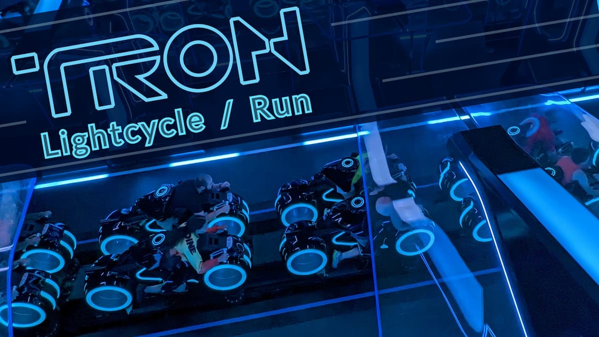 Vidéo de la montagne russe TRON Lightcycle / Run au parc Magic Kingdom