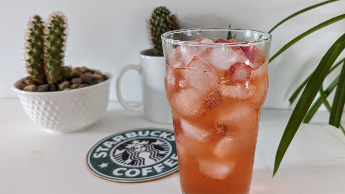 Starbucks Copycat Strawberry Acai Lemonade Refresher