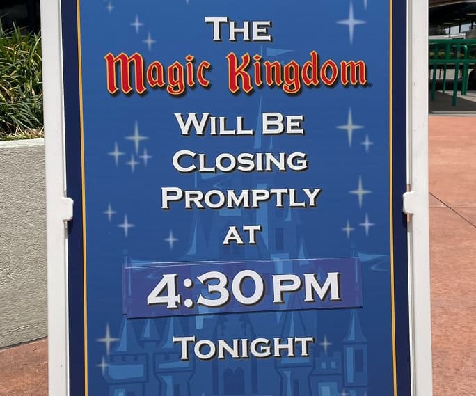 Magic Kingdom à Walt Disney World fermera à 16h30 fin janvier 2024